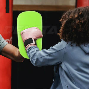 Hot Selling Best Design <b>Kick</b> <b>Shields</b> MMA Thai Pads Comfortable Leather Boxing MMA Thai Pads - Product Image 5