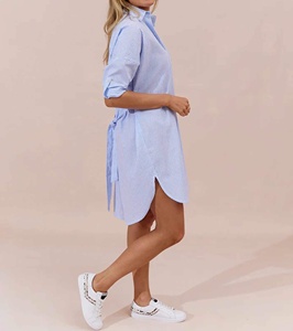 Robe décontractée tendance personnalisée 100% coton pour femme, col classique, rayures bleu clair et blanc, sexy, longueur genou, grande taille, ODM - Product Image 2