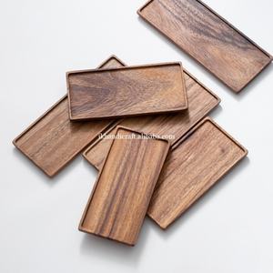 Plateau de service en bois d'acacia fait à la main Rectangle de taille personnalisée Laqué de luxe Style décoratif alimentaire durable pour la cuisine à domicile - Product Image 4