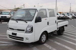 Camioneta Usada Clean White 2025 <span class=keywords><strong>Bongo</strong></span> K2700 Doble Cabina, Interior Claro, Asientos <span class=keywords><strong>de</strong></span> Tela, SUV con Techo Solar, al Mejor <span class=keywords><strong>Precio</strong></span> y Calidad - Product Image 2