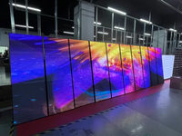 Layar LED P2 P2.5 Indoor Full-Color Seamless Splicing Warna-Warni untuk Iklan Cermin Kreatif dan Poster Berdiri