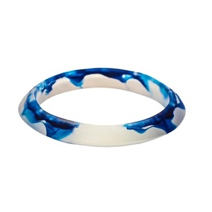 Conjunto de brazalete de baquelita transparente de Venta caliente con flores blancas de oliva pulsera de resina india de moda niñas regalo artesanal de Navidad - Product Image 1