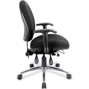 Extra-<b>large</b> ergonomic <b>chair</b> for extended use - Product Image 2