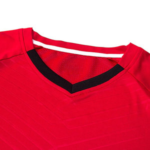 Vêtements de sport, uniforme de football pour hommes, haute qualité, anti-froissement, prix raisonnable, maillot de football tendance, uniforme léger - Product Image 3