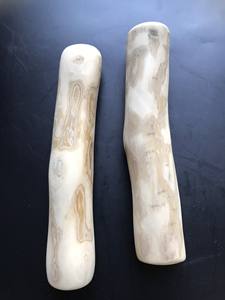 Bâton à mâcher pour chien en bois de café jouet naturel pour animaux de compagnie de longue durée pour des dents saines friandise à mâcher pour chien écologique au VietNam HOANG LINH SG - Product Image 2