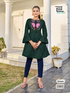 High on Demand Designer Western Tops Rayon con trabajo de bordado elegante de fabricante y proveedor indio - Product Image 3