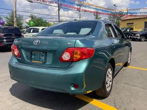 Toyota Corolla LE 2010 - Product Image 3