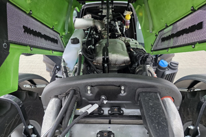 Tractor Agrícola Deutz Fahr de 90HP, 4WD, con Transmisión por Engranajes, Cabina Cerrada, Uso Agrícola, Alta Productividad - Product Image 6