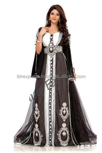 Caftan deux pièces de couleur marron avec broderie argentée et dentelle travaillée avec un style de manche moderne - Product Image 2