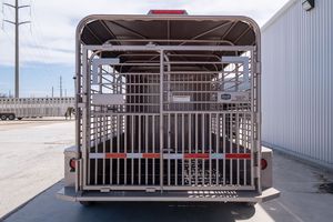 Company Supply For High Quality 5, 8, 14, 15, Tons Animal and Livestock Transport <b>Trailer</b> 3 Axle with Convenient Climbing Frame - Product Image 5