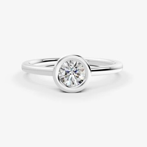 Anillo solitario redondo con bisel estructurado y diamante redondo cultivado en laboratorio de 0.98 quilates EF-VVS2 en oro macizo de 14K, joyería de moda. - Product Image 1