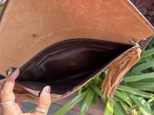 Sac à main à franges usiné à la main en cuir véritable sculpté à la main Outillage Nouveau design Sac à bandoulière Sacs élégants pour femmes - Product Image 6