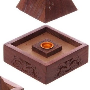Quemador de Incienso de Madera Hecho a Mano con Orificios de Ventilación y Base de Madera, Forma de Pirámide, Porta Incienso Árabe para Regalos de Ramadán - Product Image 3