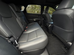 ข้อเสนอสุดพิเศษ ปี 2024 เล็กซัส RX350 พรีเมียม AWD พร้อมเกียร์อัตโนมัติแบบ Cold Automatic เครื่องยนต์ V6 เบาะหนัง - Product Image 5