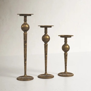 Bougeoir de pilier en métal de conception chère argent brillant fini pour la maison et l'événement ensemble de bougeoirs décoratifs - Product Image 3