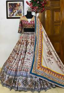 Lehenga de couleur vive exclusive à la demande avec Lehenga Choli imprimé en taffetas lourd soie Lehenga Party Wear Outfit - Product Image 2