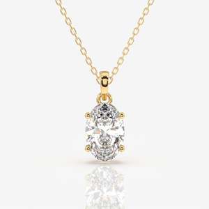 Colgante de Oro de 9k con Moissanita de Corte Ovalado, Elegante Colgante Solitario con Diamante y Amuleto - Product Image 1