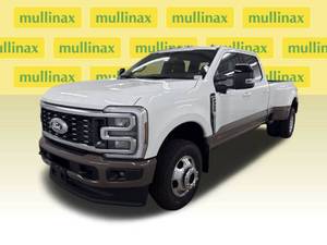 รถกระบะฟอร์ด F-350 Super Duty King Ranch 4x4 รุ่น 4 ประตู แบบมีแค็บ 8 ฟุต ล้อหลังแบบ DRW มือสองสภาพดี ขาย - Product Image 6