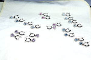 Boucles d'oreilles en argent 925 avec pierres précieuses rondes de 5 mm : Topaze bleue de Londres, Topaze bleue ciel, Améthyste, Topaze bleue suisse et Saphir rose de laboratoire - Product Image 4