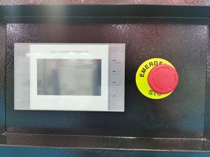 Compresseur d'air industriel à vis HUITONG XINDA à prix réduit, refroidi par air, avec roulement à aimant permanent et conversion de fréquence - Product Image 5