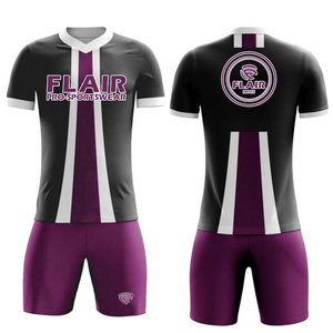 La mejor calidad, diseño personalizado, transpirable, comodidad, conjuntos de uniformes de camiseta de fútbol, servicio OEM para jóvenes, jugadores masculinos, corte automatizado - Product Image 5