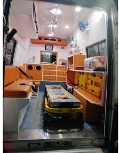 Ambulance ALS climatisée Tata Winger Ambulance de qualité supérieure à un prix raisonnable de l'exportateur indien Tata Winger Ambulance - Product Image 6