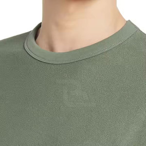 Sudaderas de hombre de alta calidad último diseño servicio OEM al por mayor hecho con poliéster/algodón para el invierno - Product Image 4