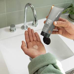 Kit de Afeitadora Eléctrica para Hombre con Cuchillas Intercambiables, Recortador de Barba y Vello, Gel de Afeitado Lavable y Repuestos para Después del Afeitado - Product Image 5