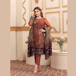 Robe pakistanaise 2 Costume ethnique en soie Vente chaude Robe droite de créateur Salwar Kameez du Pakistan et de l'Inde par WS INTERNATIONAL - Product Image 6