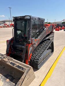 รถตักล้อยาง Kubota SVL75-3 แบบตีนตะขาบ ขนาดกะทัดรัด พร้อมบุ้งกี๋หน้า สำหรับยกซุง  รับน้ำหนักได้ 4 ตัน แรงบิดสูง เหมาะสำหรับใช้งาน - Product Image 6