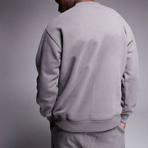 Ensemble de survêtement ample imprimé tendance pour homme avec surpiqûres contrastées, sweat à capuche et pantalon ample 100 % coton - Product Image 5