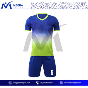 ชุดฟุตบอลชาย พิมพ์ลาย ทนทาน เสื้อและกางเกงขาสั้น รับผลิตแบบ OEM/ODM ชุดทีมกีฬาสำหรับผู้ใหญ่ ผ้าสแปนเด็กซ์/โพลีเอสเตอร์ - Product Image 3