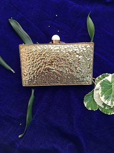 กระเป๋าคลัทช์ประดับมุกมีกรอบทองเหลืองดีไซน์ด้านบนรูปทรงเรขาคณิตและงานแต่งงานงานปาร์ตี้ทำด้วยมือ - Product Image 6