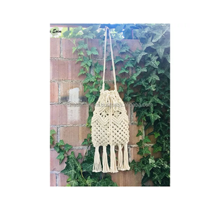 Sac de yoga en macramé pour femmes de style bohème Cordon en coton tissé à la main Logo personnalisé Prix raisonnable Sac en crochet fait main directement de l'Inde - Product Image 1