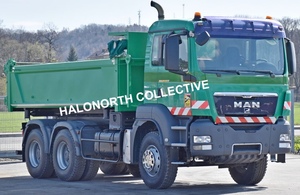Camion benne basculante diesel MAN TGS 33.360 6x4 d'occasion 2008 pour chantier de construction et transport minier - Product Image 6