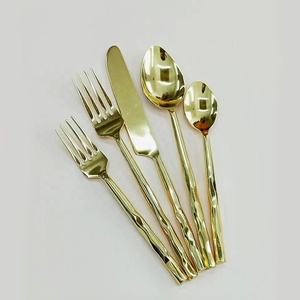 Ensemble de couverts en acier inoxydable forgé à la main couteau fourchette cuillère or poli avec une longue poignée ronde aspect royal ensemble de couverts - Product Image 1