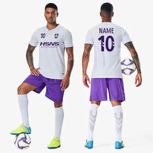 Ensembles d'uniformes de football rétro personnalisés de haute qualité pour hommes Maillots de club de football vierges avec logo imprimé et numéro de nom - Product Image 4