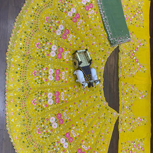 Estilo moderno indio Premium Georgette adornado hermoso multicolor Whiscos hilo bordado trabajo Lehenga Choli bodas - Product Image 1