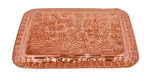 Bandeja de cobre puro de diseño personalizado, plato de servicio de 44x33(L x W) con trabajo grabado a mano, diseño Muglhai de bajo precio - Product Image 3