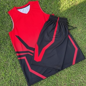 Conjunto de Uniforme de Baloncesto Reversible de Poliéster Personalizado con Nuevo Diseño, de Secado Rápido y Malla - Product Image 1