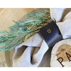 ห่วงรัดผ้าเช็ดปากสำหรับตกแต่งโต๊ะทำจากหนังดีไซน์ไม่เหมือนใคร - Product Image 1