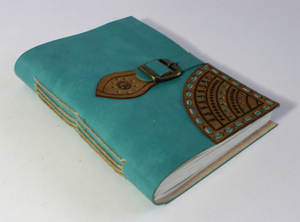 สมุดบันทึกหนังแท้ลายแพะสีเทอร์ควอยซ์ พร้อมโลโก้แบบกำหนดเอง  กระดาษฝ้ายรีไซเคิลแท้ทำมือ  ตกแต่งด้วยสีทองแบบสตencil - Product Image 2