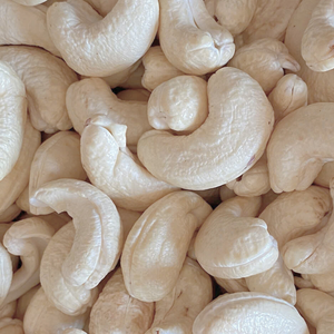 Fabrication de noix de cajou brutes, noix de cajou, noix de cajou W320, prix de gros, exportées vers l'Asie, l'UE, le Moyen-Orient - Product Image 1