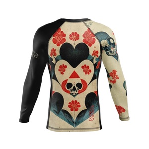 Rashguard pour homme à manches courtes UPF50 Couture plate pour le confort et la durabilité Respirant Évacuation de l'humidité Fabriqué au Pakistan - Product Image 6