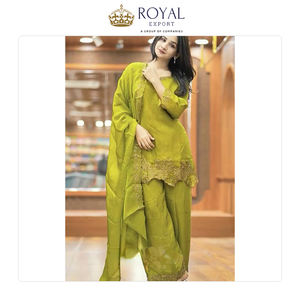 Nouvelle collection traditionnelle Sharara de mariage et de fête Wear Heavy Georgette Top Bottom et Dupatta au meilleur prix - Product Image 4