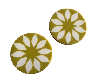 Wholesale Round Handmade Wooden Resin Tea Cup Coasters Acacia Wood Epoxy with Petal Design Mat & Pads - Product Image 1