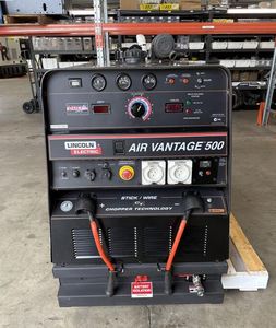 Compresseur de soudage diesel Lincoln Air Vantage 500 sans gaz, chauffage électrique portable en cuivre 6,7 kVA, unité de chauffage industrielle - Product Image 2