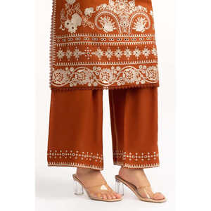 Conjunto de Traje Bordado de 3 Piezas en Viscosa y Seda Cruda para Mujer IPSTD-44747 - Product Image 4