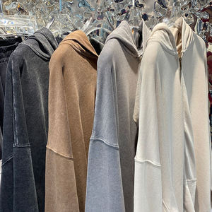 Vente en gros : Sweat à capuche et pantalon de survêtement pour homme, 100% coton, vintage, délavé à l'acide, avec impression DTG et strass personnalisés, pour l'hiver, avec fermeture éclair - Product Image 2