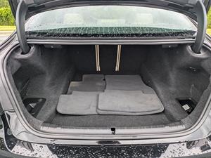 BMW 530i xDrive 2023, Tracción en las Cuatro Ruedas, 1-4 Cilindros, Automático, Sedán/Sedán de 5 Asientos - Product Image 5